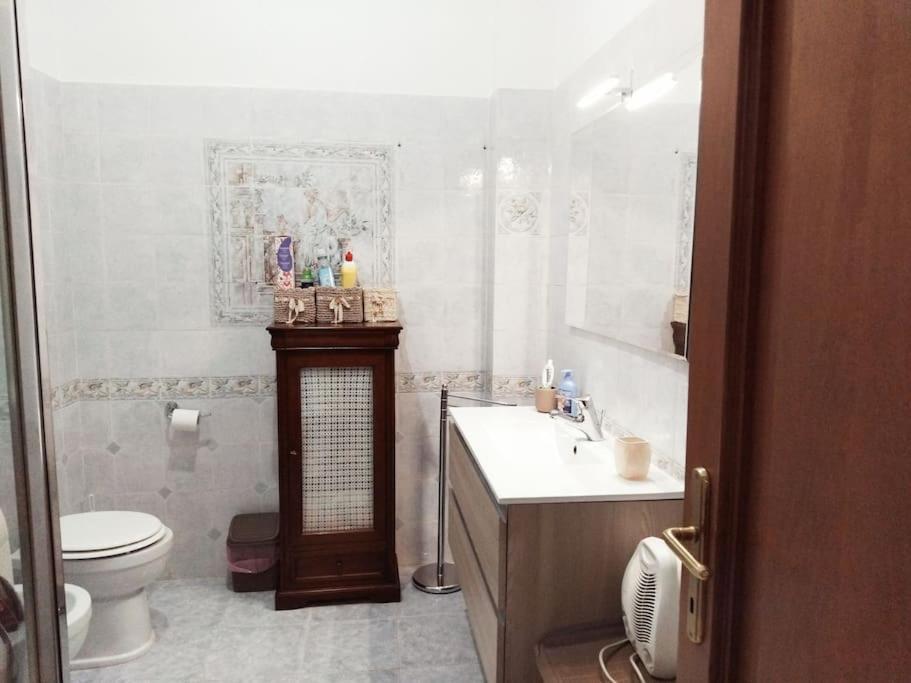 Ary's House Apartment Rom